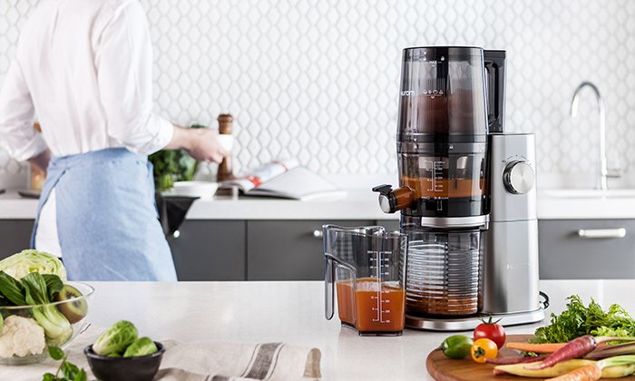 Hurom H-AI Series Smart Hopper slow juicer receives positive feedback from CHOICE